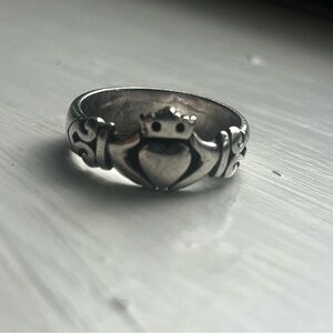 James Avery Adorned Claddagh Ring Size 9